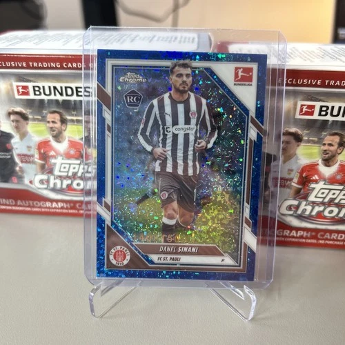 Daniel Sinani 2025 Topps Chrome Bundesliga Blue /150