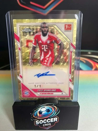 Dayot Upamecano 2025 Topps Chrome Superfractor 1/1
