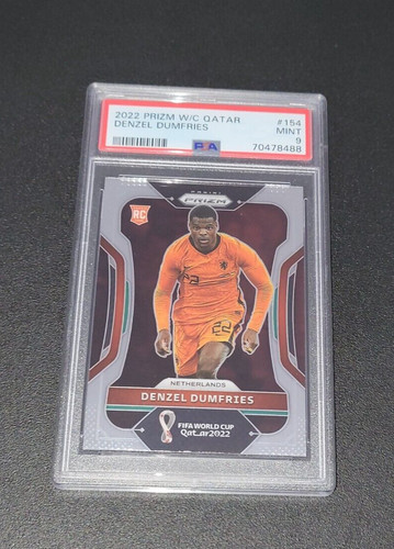 Denzel Dumfries 2022 Panini Prizm