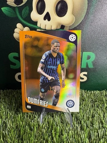 Denzel Dumfries 2025 Topps UCC Flagship /25