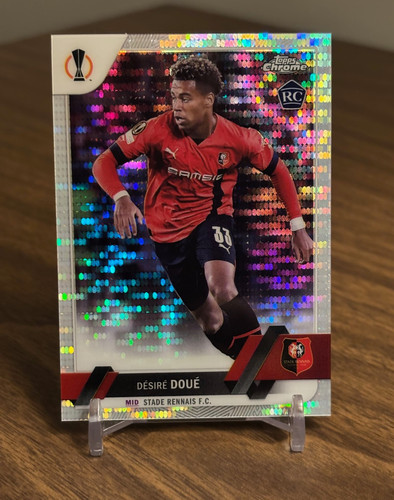 Desire Doué 2022 Topps Chrome UEFA Pulsar Refractor