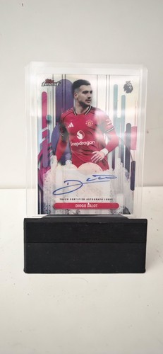 Diogo Dalot 2026 Topps Finest