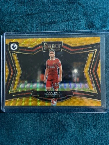 Diogo Jota 2024 Panini Select Gold Prizm /10