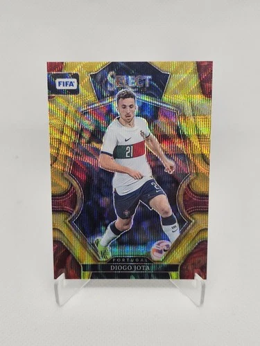 Diogo Jota 2022 Panini Select Gold Wave /10