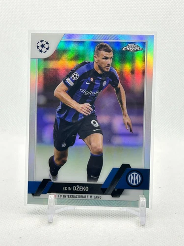 Edin Dzeko 2022 Topps Cromo UEFA Clubes Competiciones Refractor