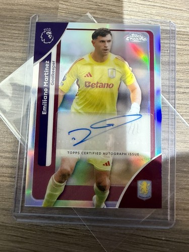 Emiliano Martinez 2026 Topps Chrome