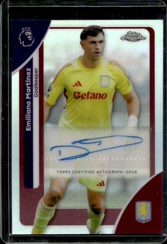 Emiliano Martinez 2026 Topps Chrome Refractor