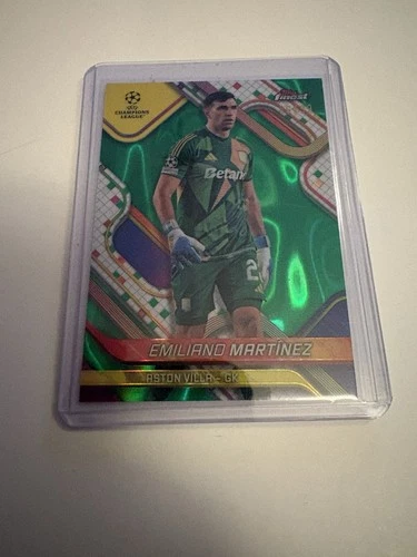 Emiliano Martinez 2024 Topps Finest Green Lava /99