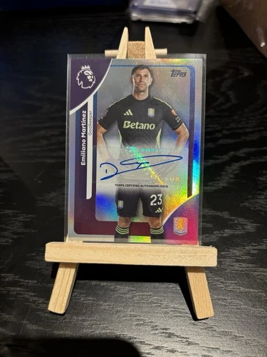 Emiliano Martinez 2025 Topps Premier League
