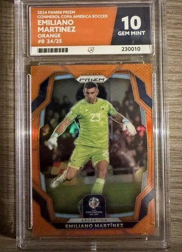Emiliano Martinez 2024 Panini Prizm /25