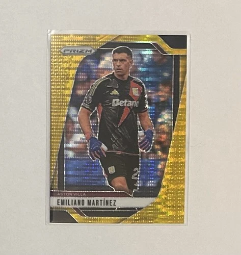 Emiliano Martinez 2024 Panini Prizm Gold Pulsar /10
