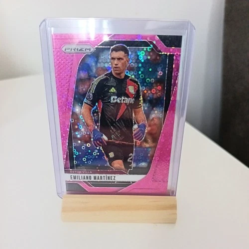 Emiliano Martinez 2024 Panini Prizm Pink /149