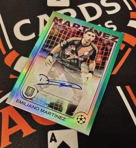 Emiliano Martinez 2024 Topps UEFA Green /99