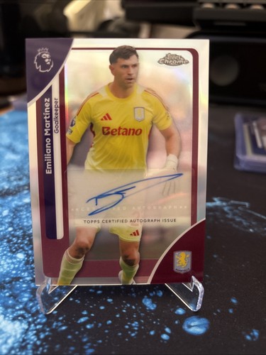 Emiliano Martínez 2026 Topps Cromo Premier League