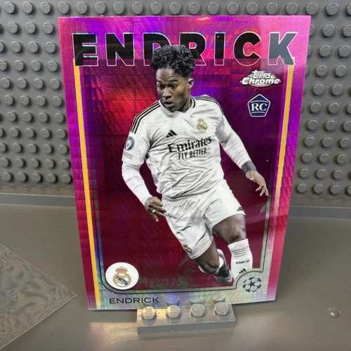 Endrick 2025 Topps Chrome UEFA Pink Shimmer Refractor /175