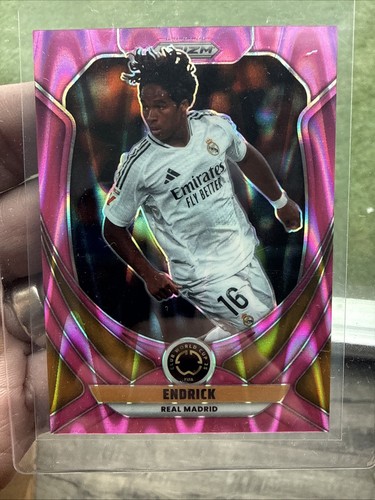 Endrick 2025 Panini Prizm Club World Cup Rosa Sismico /299