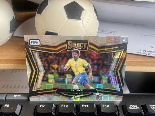 Endrick 2024 Panini Select FIFA Pandora Prizm