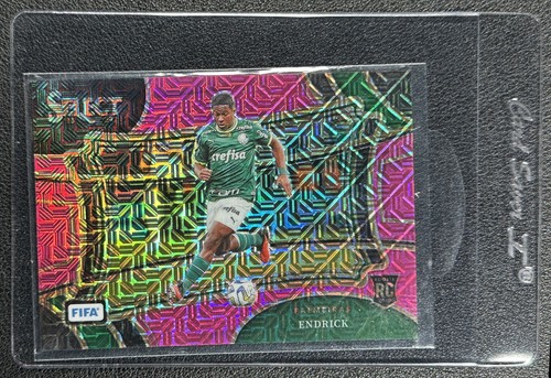 Endrick 2023 Panini Select Fifa Pink Mojo Prizm /199
