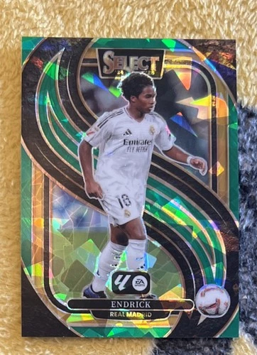 Endrick 2024 Panini Select Green Cracked Ice