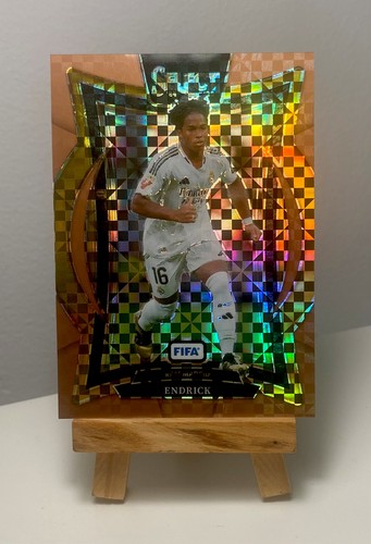 Endrick 2024 Panini Select Orange Prizm /75