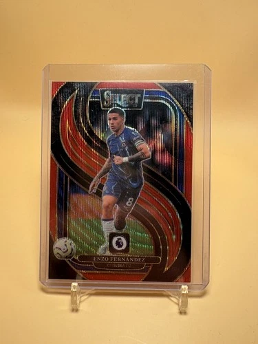 Enzo Fernandez 2024 Panini Select Red Mojo Prizm /88