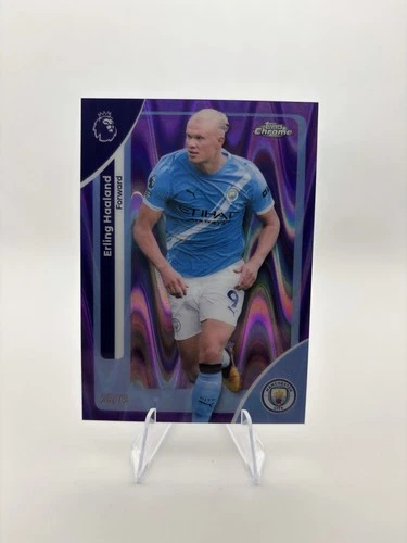 Erling Haaland 2025 Topps Chrome Viola RayWave /75