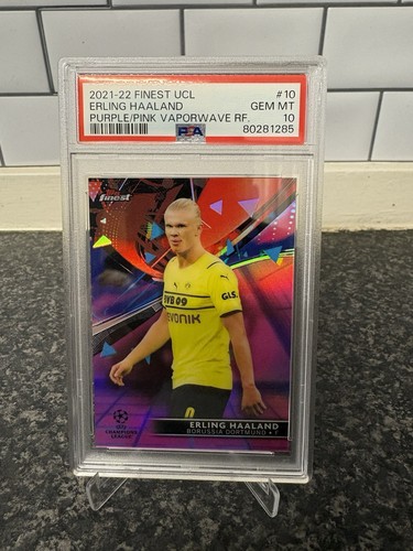 Erling Haaland 2021 Panini Finest Violet/Rose Vaporwave Refractor /125