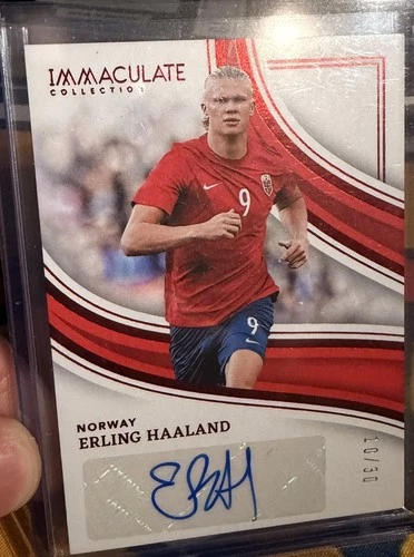 Erling Haaland 2023 Panini Immaculate Collection /30