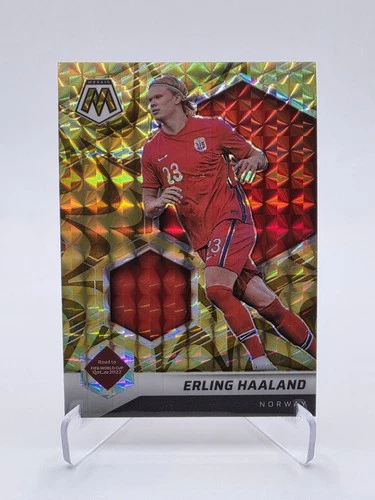 Erling Haaland 2021 Panini Mosaic Gold Reactive