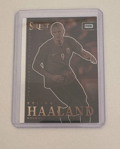 Erling Haaland 2022 Panini Select #12