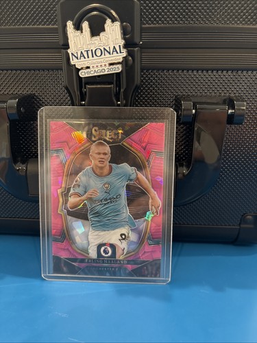 Erling Haaland 2022 Panini Select Pink Ice