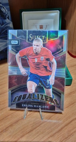 Erling Haaland 2022 Panini Select Plata