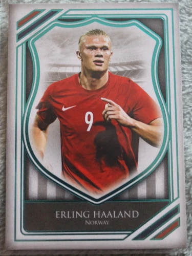 Erling Haaland 2025 Futera Unique Heritage /32