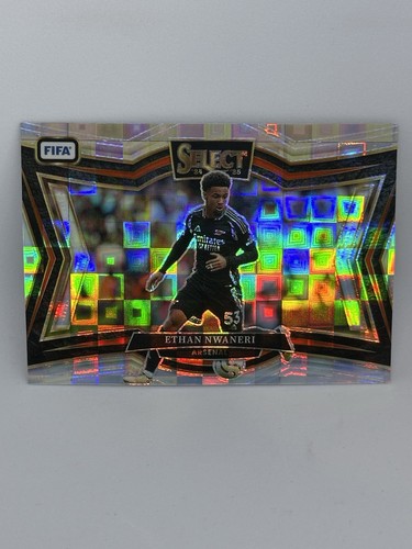 Ethan Nwaneri 2024 Panini Select FIFA Refractor