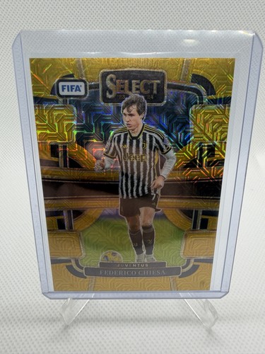 Federico Chiesa 2024 Panini Select FIFA Oro Mojo Prizm /10