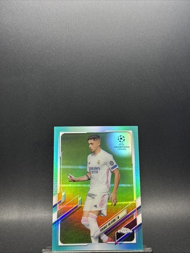Federico Valverde 2021 Topps Chrome UEFA Champions League Aqua Refractor /199