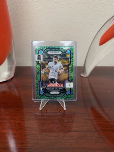Federico Valverde 2022 Panini Monopoly Prizm Green