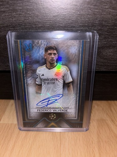 Federico Valverde 2023 Topps Museum Champions Azul /75