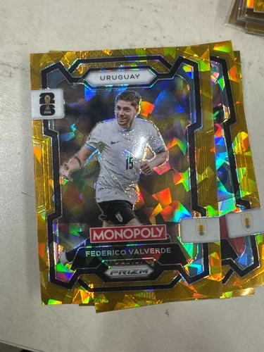 Federico Valverde 2026 Panini Prizm Gold Cracked Ice
