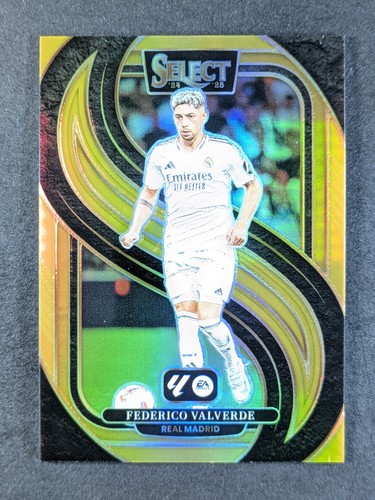 Federico Valverde 2024 Panini Select Gold Prizm /10