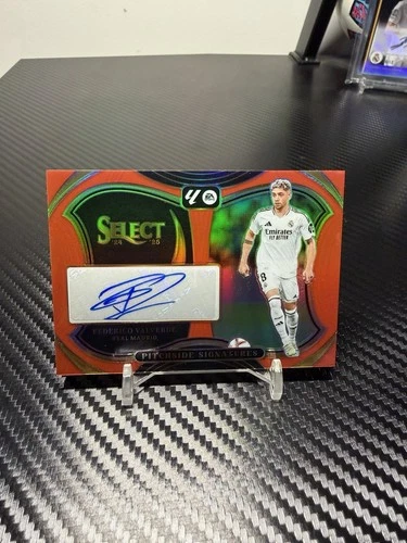 Federico Valverde 2024 Panini Select Red Prizm