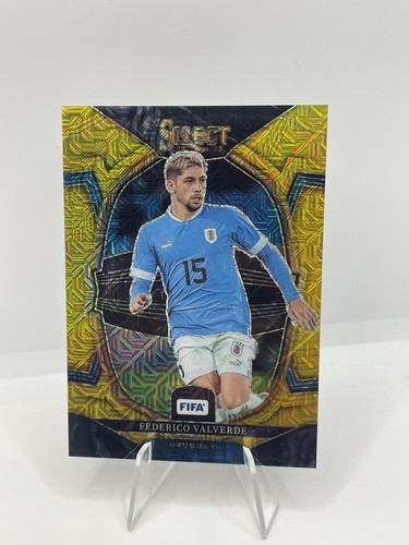 Federico Valverde 2022 Panini Seleziona FIFA Gold Mojo /10