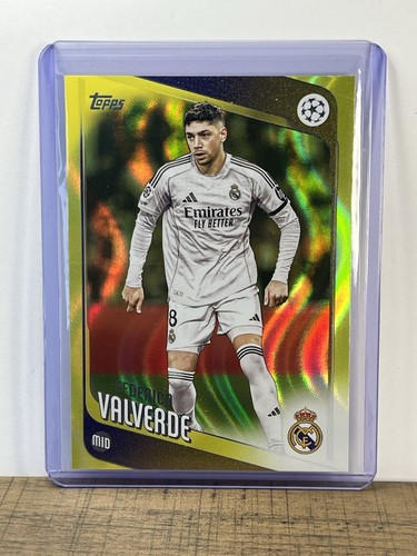 Federico Valverde 2025 Topps UCC Flagship Yellow Wave /25