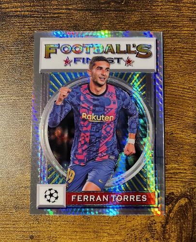 Ferran Torres 2022 Topps Finest Prism Refractor /35