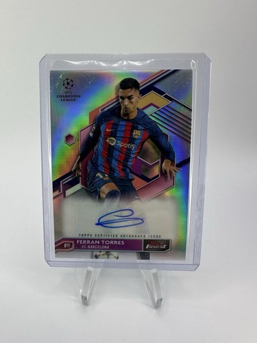 Ferran Torres 2022 Topps Finest Refractor