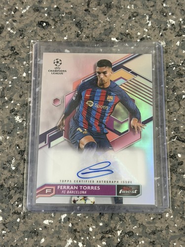 Ferran Torres 2022 Topps Finest Refractor