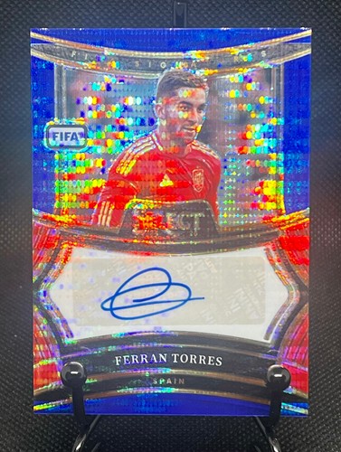Ferran Torres 2024 Panini Select Blue Pulsar Prizm