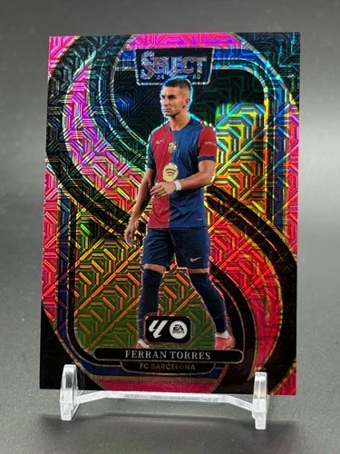 Ferran Torres 2024 Panini Select La Liga Rosa /179