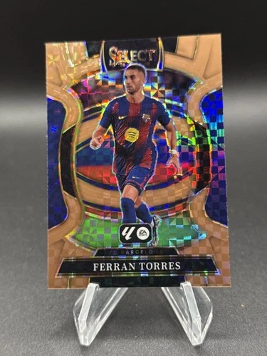 Ferran Torres 2025 Panini Select Multicolor Prizm