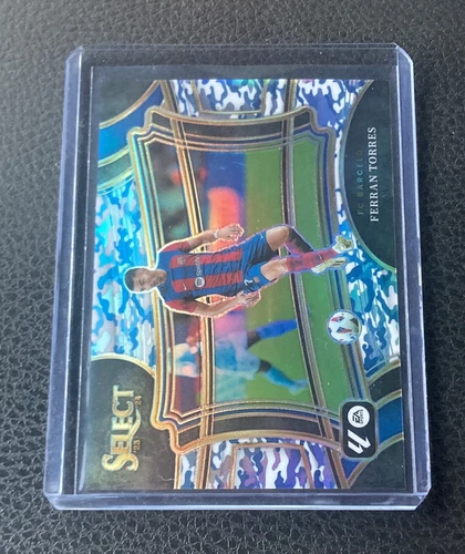 Ferran Torres 2023 Panini Select Winter Camo /99